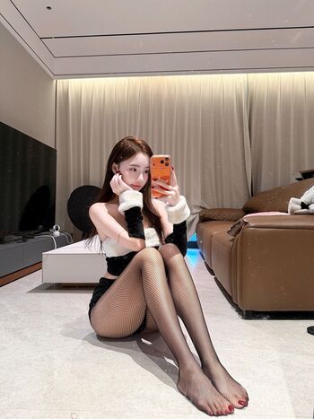 1Arissa_ Larissa
