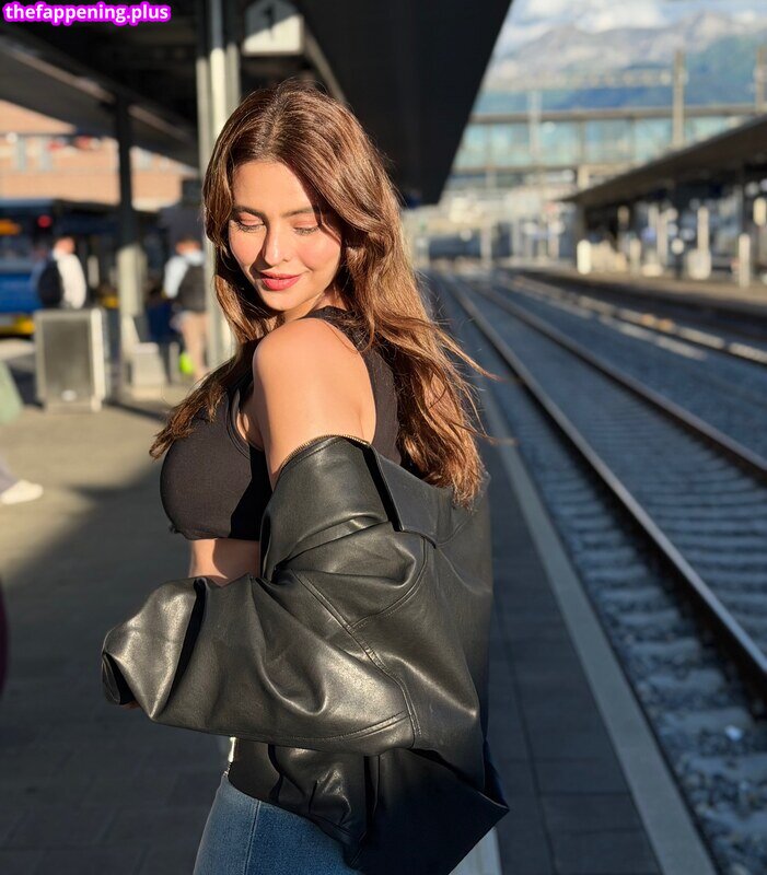 Aamna Sharif / aamnasharifofficial Φωτογραφία Γυμνών OnlyFans #28