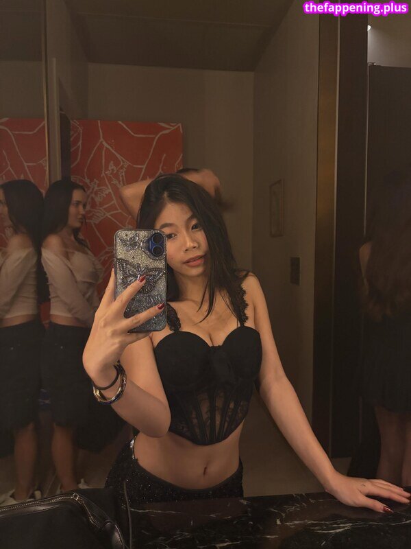 Saipetch B. / aaomhelloo Nahá OnlyFans fotografie #264