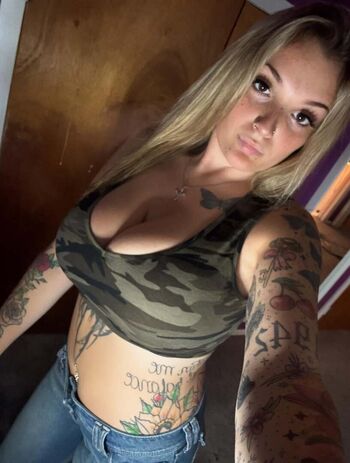 abbylovesclout