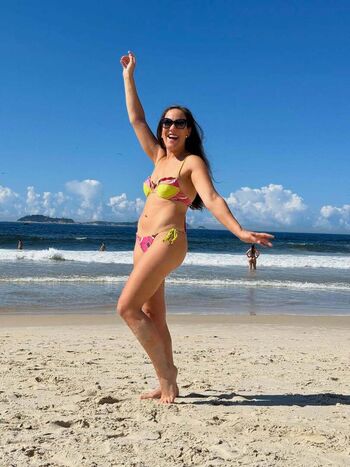 Adriana Birolli