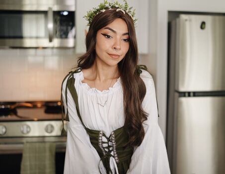 AileenSenpaiReacts