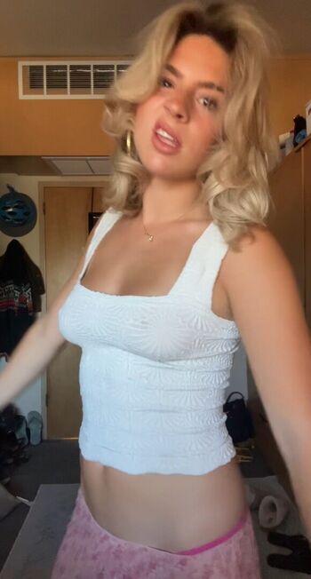 Ainsley Rolstad