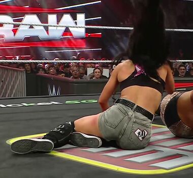 AJ Lee