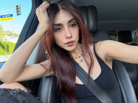 Alexa Mansour