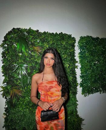 Aliza Shan