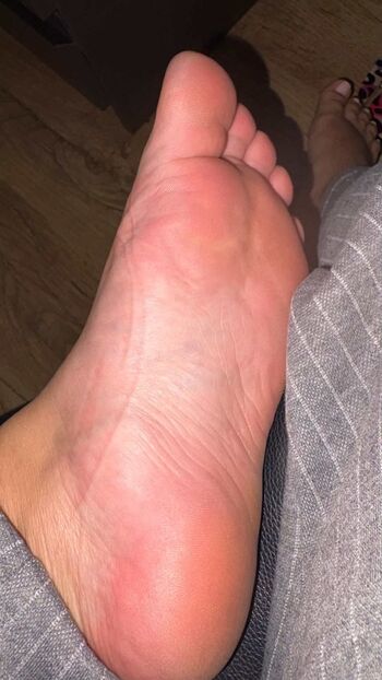 Amateur Foot Fetish Content