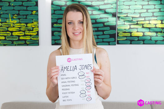 Amelia Jones