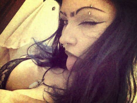 Amina Moonlight