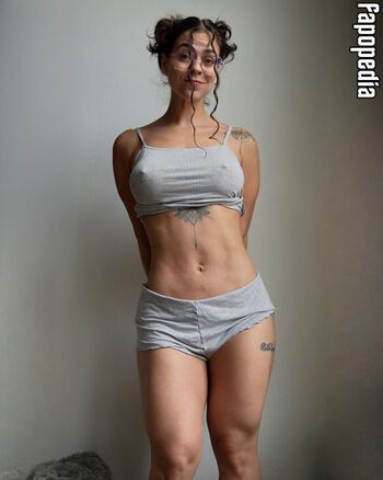 Ana Caroline