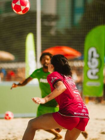 Ana Castela