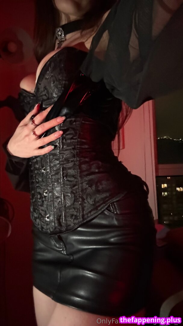 angela_5