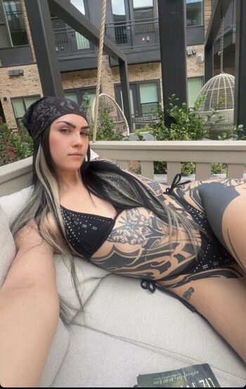 Angela Rhodes