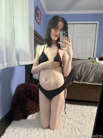 Annie_Dro