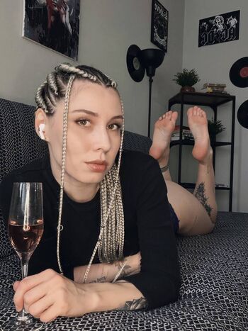 anya.klemen