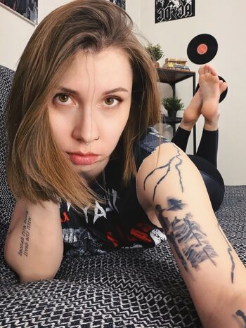 anya.klemen