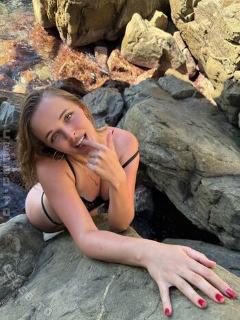 Ariel Goddess