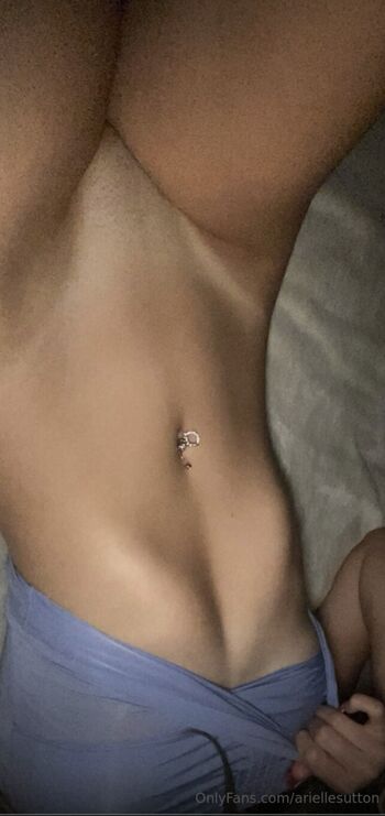 ariellesutton