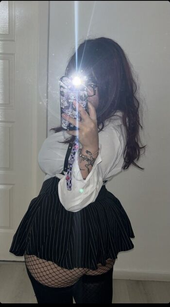 Ariesgummygirl, Nvmlidi