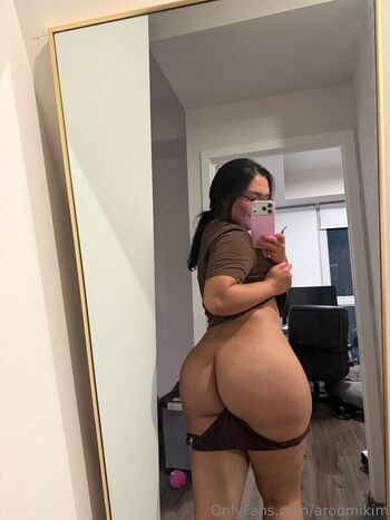 Aroomi Kim