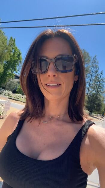 Autumn Calabrese