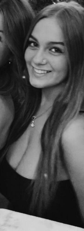 Ava De Campo