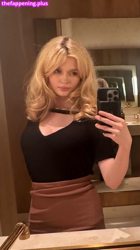 Avalon Warren