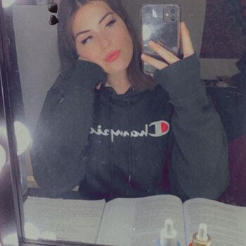 BabyBellaa19