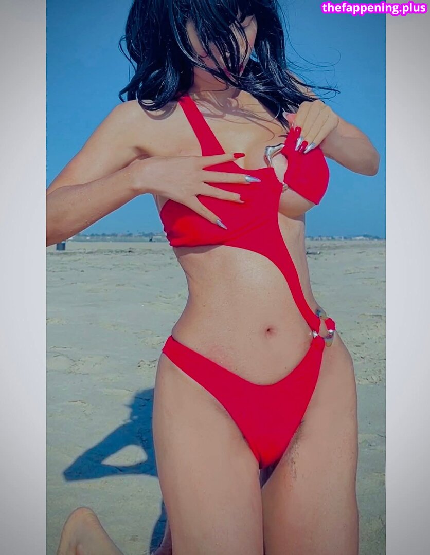 Bai Ling
