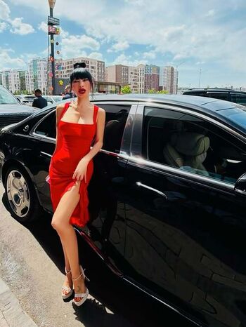 Bai Ling