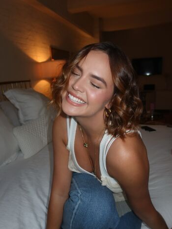 Bailee Madison