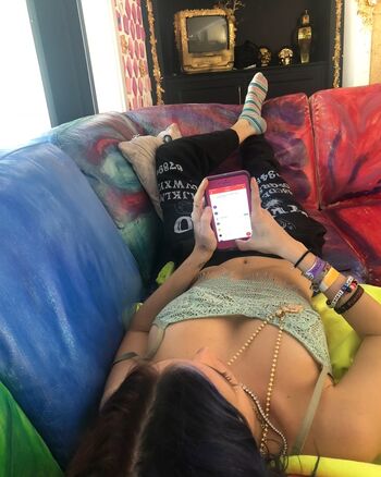 Bella Thorne