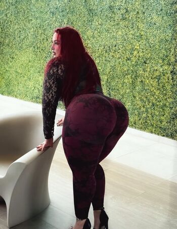 Belledarkgoddess
