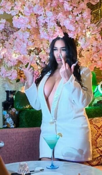 Bigdiamondgirl,