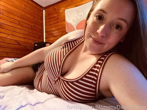 BlaireTheBustyMilf