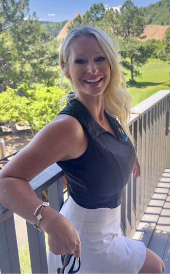 Blondie_mom_bay