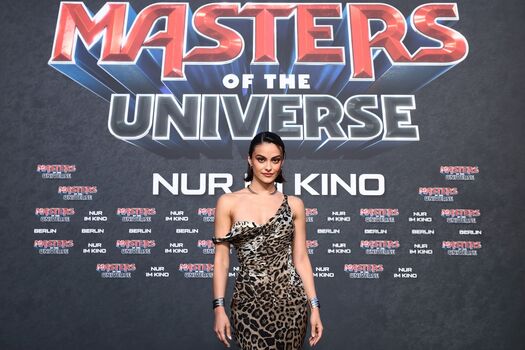 Camila Mendes