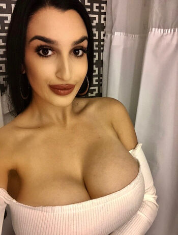 Candice Kashani