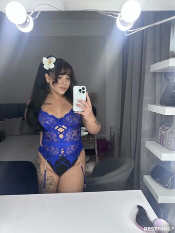 Celina_x31