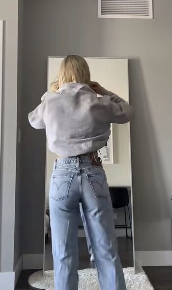 Chloe Lippai