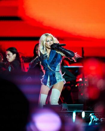 Christina Aguilera