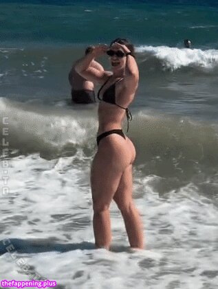 Coach Nina
