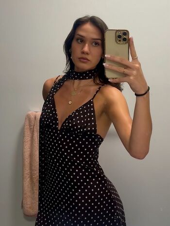 Courtney Sarault
