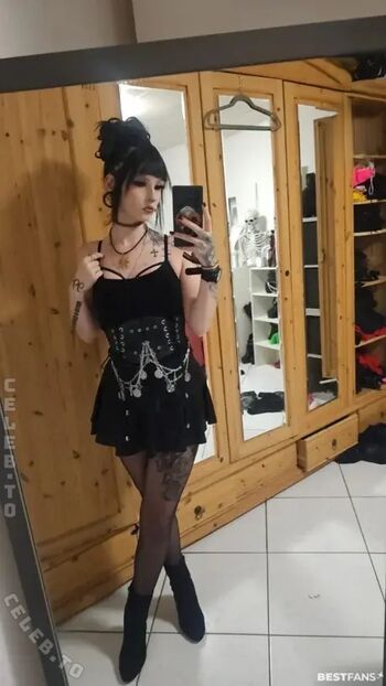 Crazy Badgirl