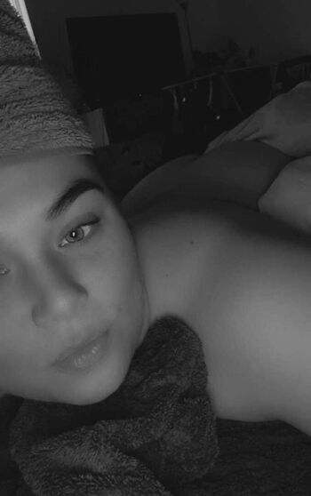 CurvyCutieXoXo