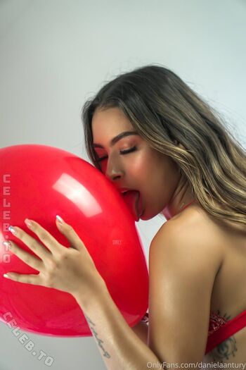 danielaantury