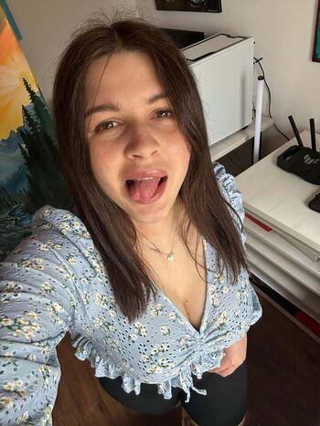 Daria Khudozhnitsa