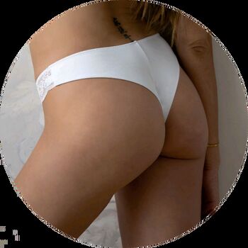 Dayane Mello