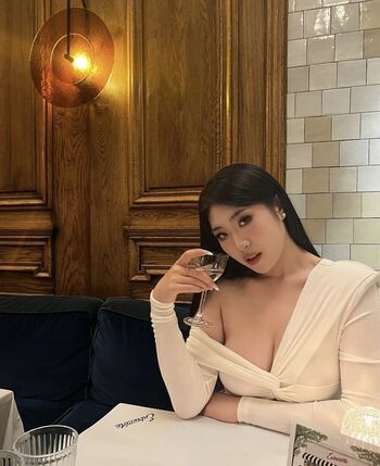 Delia Lyu