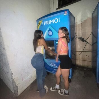 Desi Asszilla
